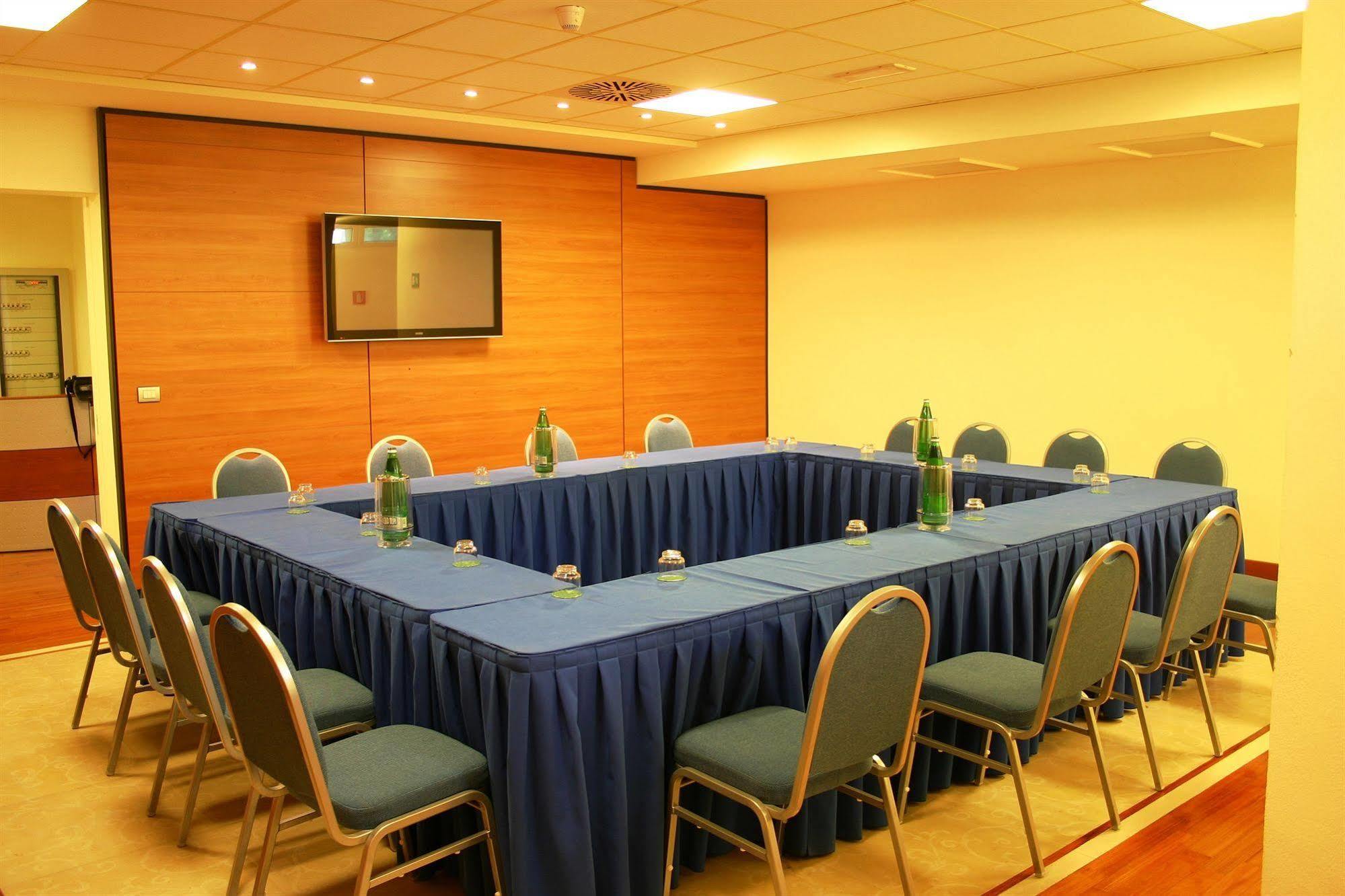 Hotel Umbria Attigliano Esterno foto