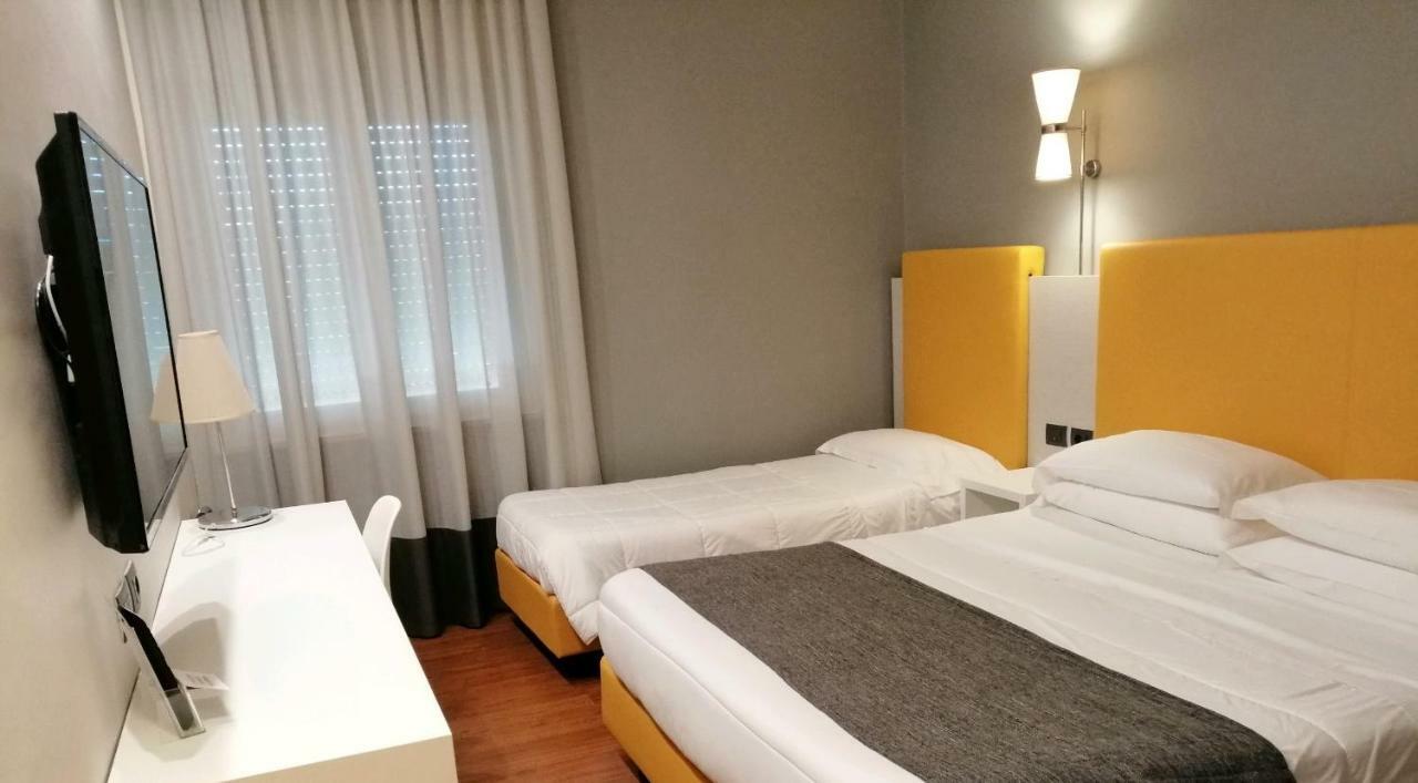 Hotel Umbria Attigliano Esterno foto