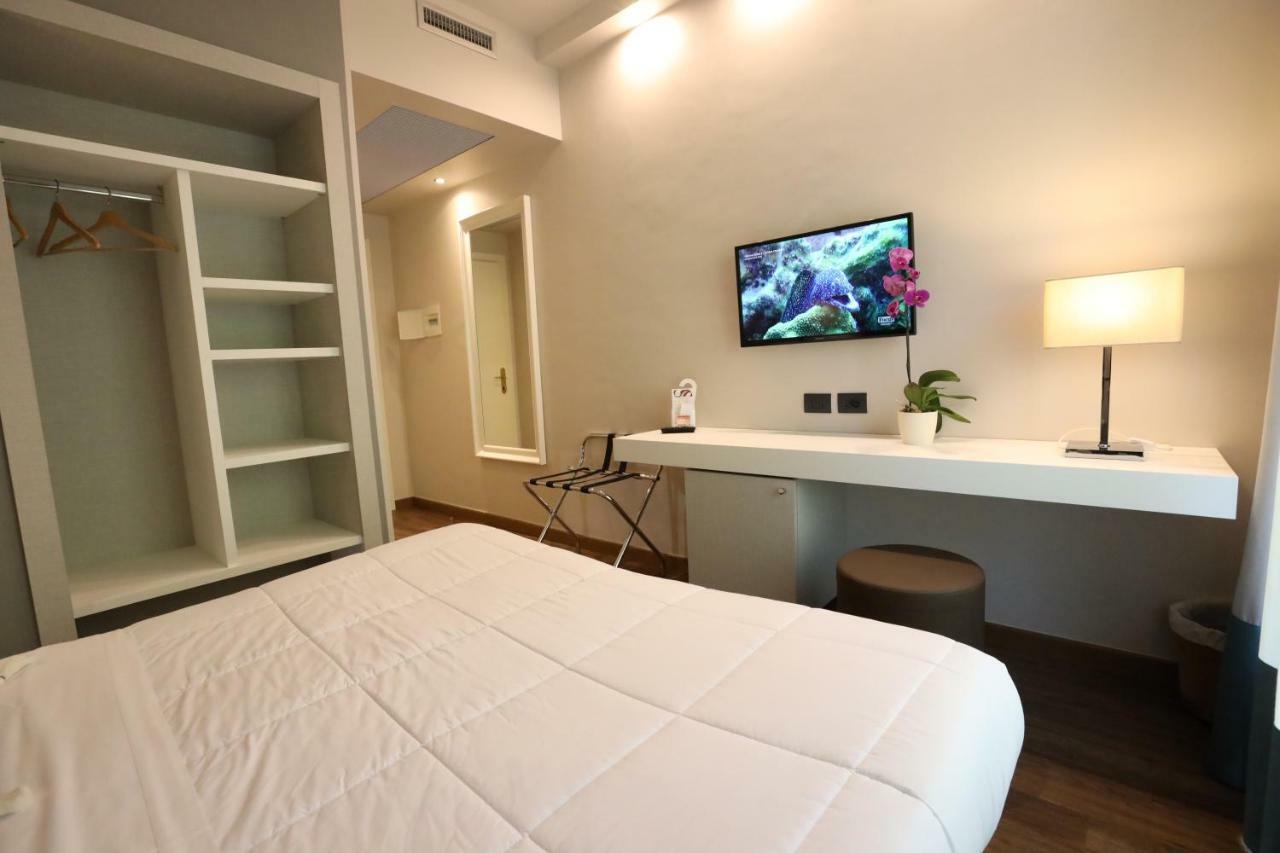 Hotel Umbria Attigliano Esterno foto