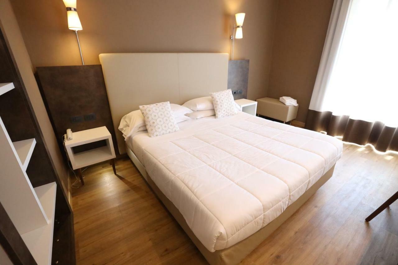 Hotel Umbria Attigliano Esterno foto