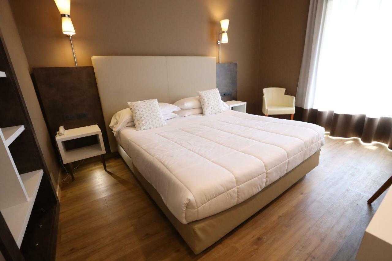 Hotel Umbria Attigliano Esterno foto