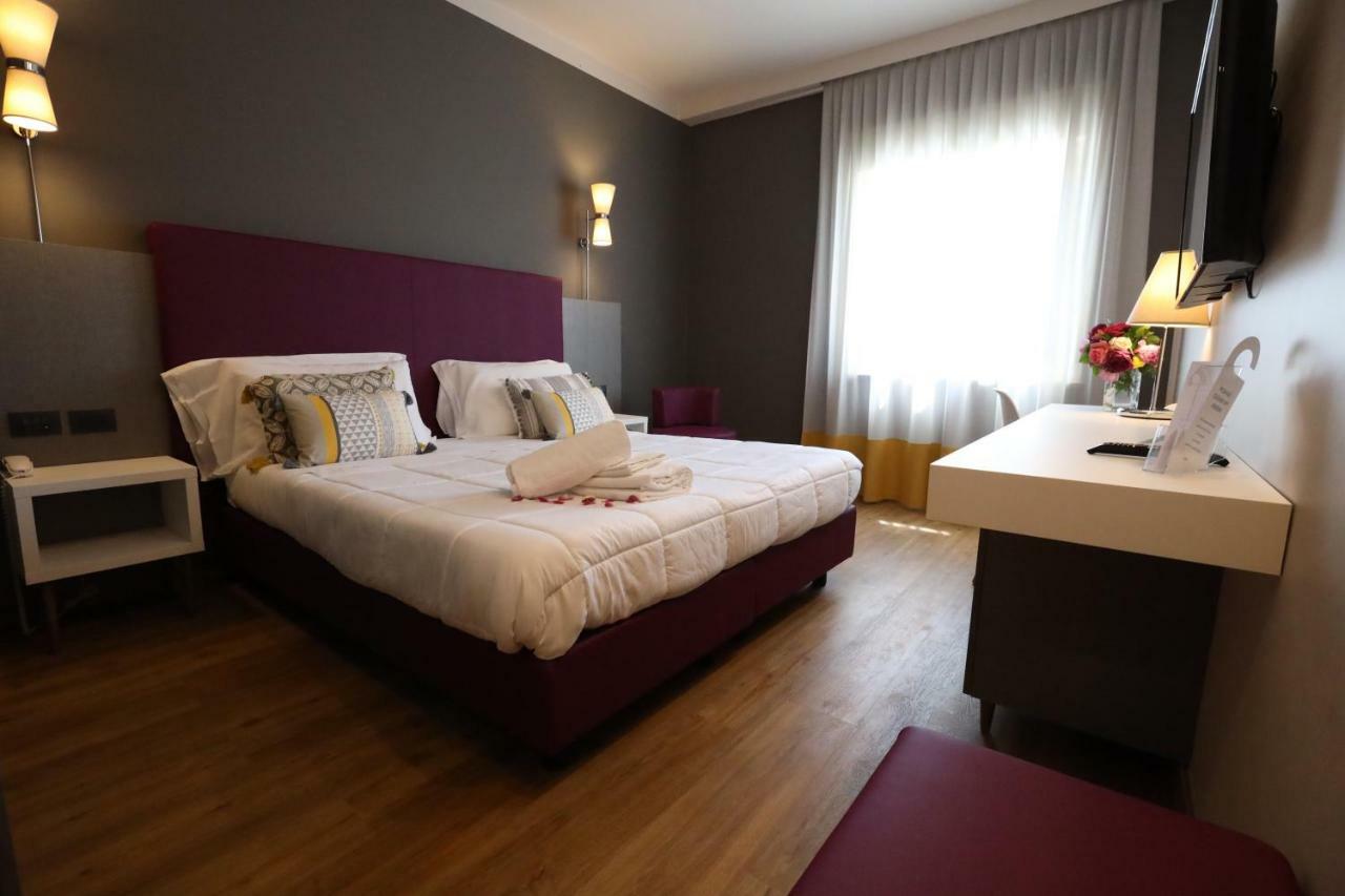 Hotel Umbria Attigliano Esterno foto